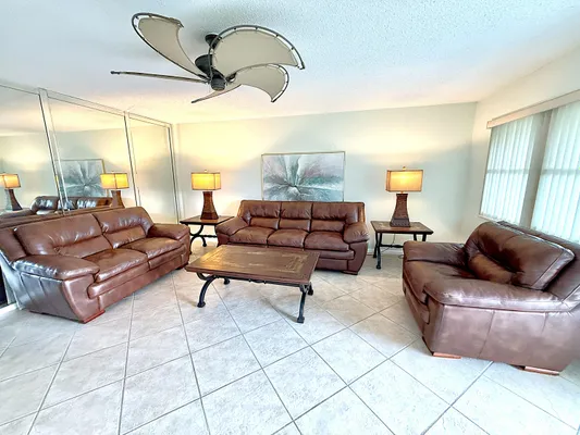 Property Slideshow image 2 of 64 | 97 harwood i, Deerfield Beach, FL, 33442