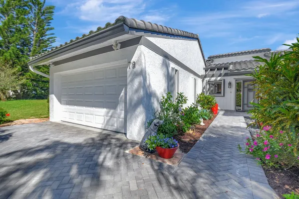 Property Slideshow image 3 of 106 | 79 hampshire ln, Boynton Beach, FL, 33436