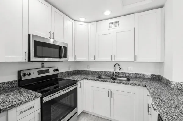 Property Slideshow image 2 of 26 | 239 ventnor q, Deerfield Beach, FL, 33442