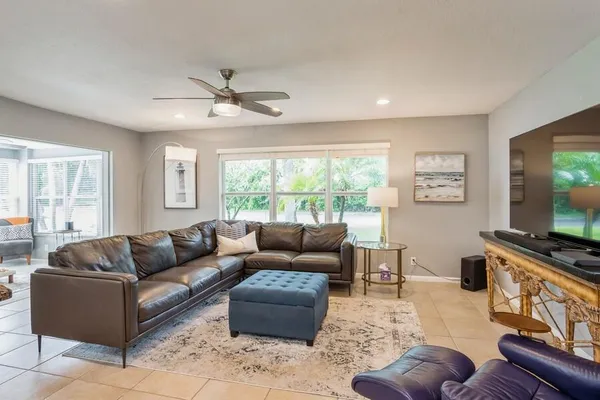 Property Slideshow image 3 of 26 | 1230 south drive way a, Delray Beach, FL, 33445