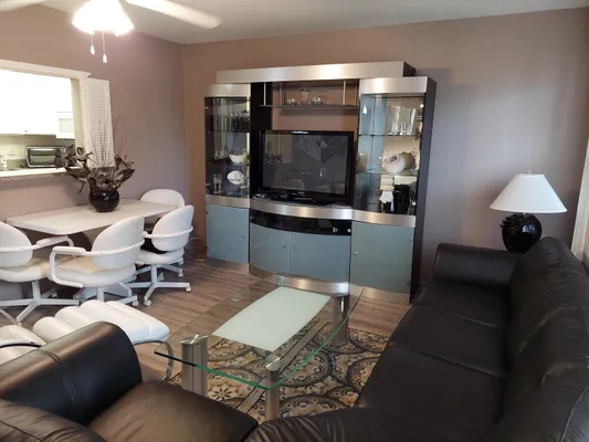 Property Slideshow image 3 of 14 | 548 fanshaw n n 548, Boca Raton, FL, 33434