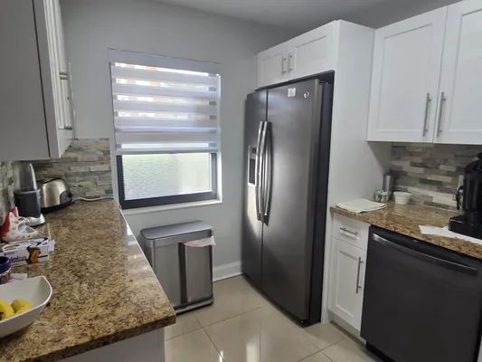 Property Slideshow image 3 of 22 | 140 lake nancy ln apt 115, West Palm Beach, FL, 33411