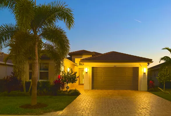 Property Slideshow image 2 of 96 | 11909 sw coral cove pkwy, Port St Lucie, FL, 34987