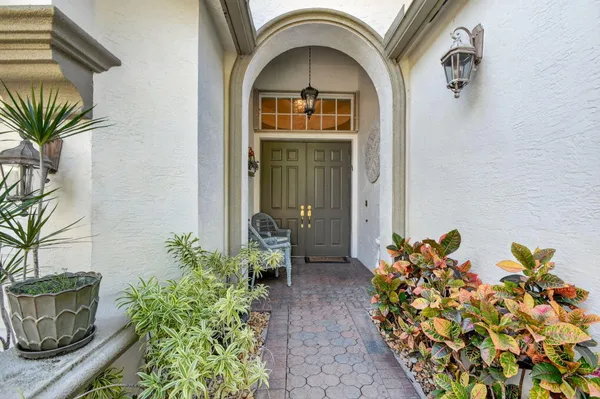 Property Slideshow image 3 of 100 | 9842 via elegante, Wellington, FL, 33411