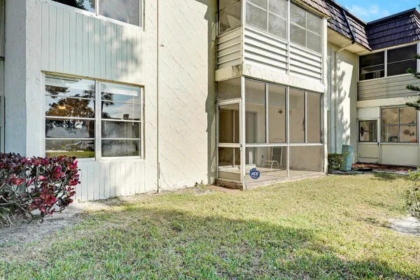 Property Slideshow image 2 of 28 | 12003 poinciana blvd unit 105, Royal Palm Beach, FL, 33411