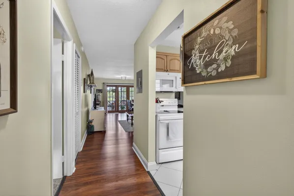 Property Slideshow image 3 of 64 | 135 lake anne dr, West Palm Beach, FL, 33411