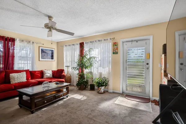 Property Slideshow image 2 of 36 | 113 windsor f, West Palm Beach, FL, 33417