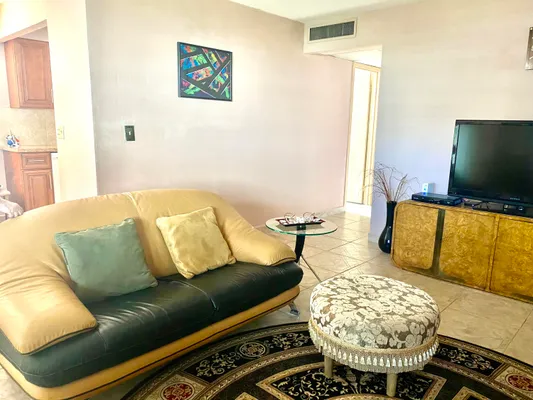 Property Slideshow image 3 of 36 | 64 flanders b # 64, Delray Beach, FL, 33484