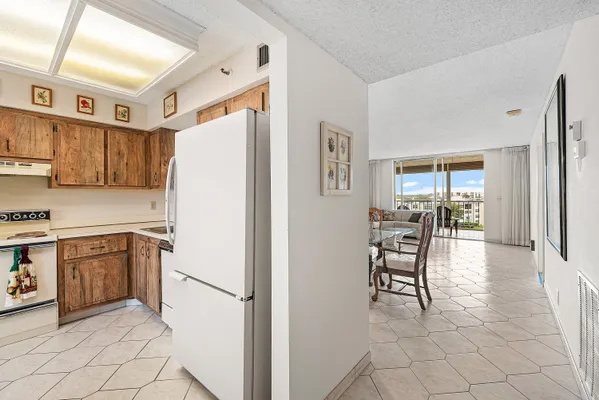 Property Slideshow image 3 of 29 | 14623 bonaire blvd 602, Delray Beach, FL, 33446