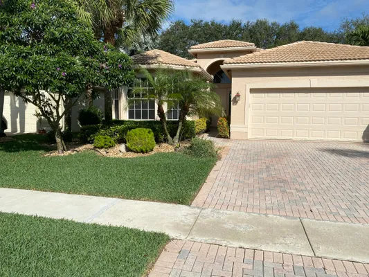 Property Slideshow image 2 of 21 | 6959 imperial beach cir, Delray Beach, FL, 33446