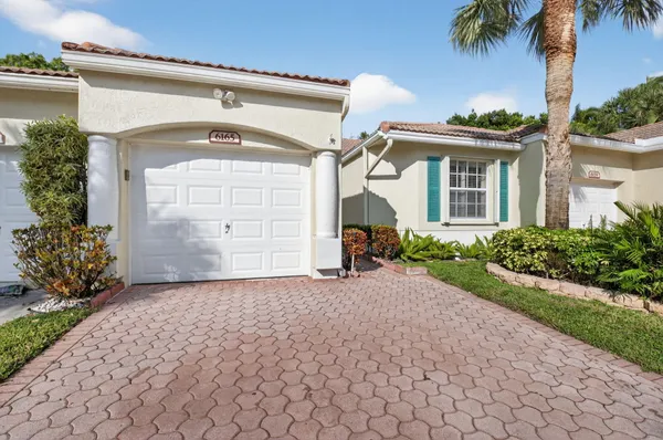 Property Slideshow image 2 of 68 | 6165 petunia rd, Delray Beach, FL, 33484