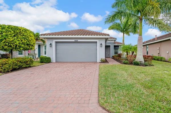 Property Slideshow image 2 of 27 | 9669 sw forestwood ave, Port St Lucie, FL, 34987
