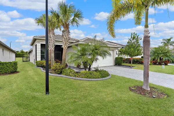 Property Slideshow image 2 of 36 | 11798 sw waterford isle way, Port St Lucie, FL, 34987
