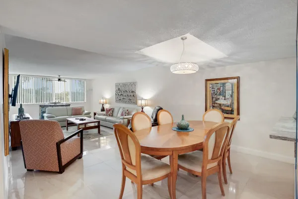 Property Slideshow image 3 of 24 | 6698 10th ave 320, Lake Worth, FL, 33467