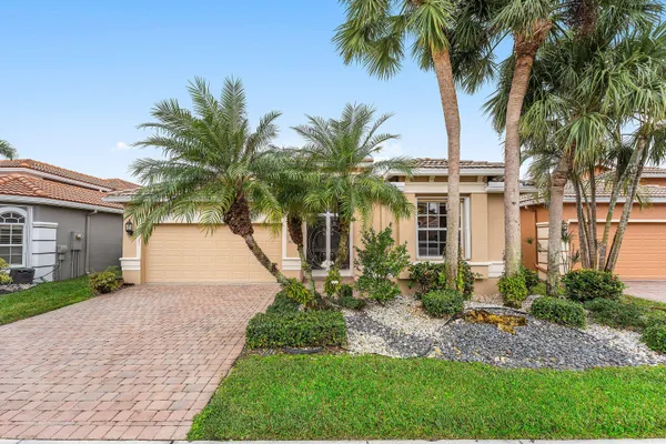 Property Slideshow image 2 of 49 | 8688 via avellino, Lake Worth, FL, 33467