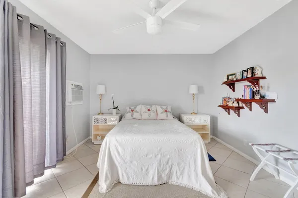 Property Slideshow image 2 of 58 | 46 andover b, West Palm Beach, FL, 33417