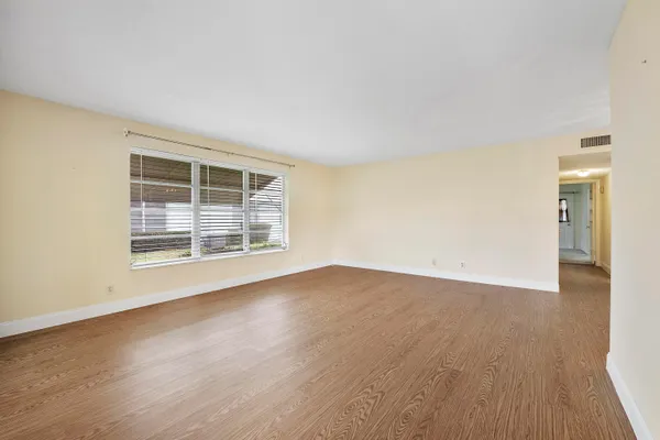 Property Slideshow image 3 of 34 | 212 high point ter a, Delray Beach, FL, 33445