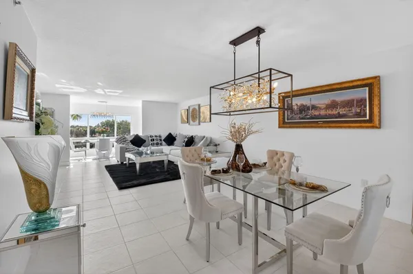 Property Slideshow image 2 of 87 | 5778 crystal shores dr 406, Boynton Beach, FL, 33437