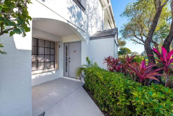 Property Slideshow image 2 of 58 | 15654 loch maree ln apt 6402, Delray Beach, FL, 33446