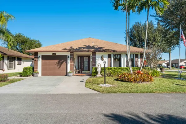 Property Slideshow image 2 of 32 | 6251 blue baneberry ln, Greenacres, FL, 33463