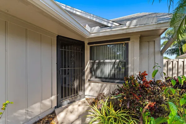 Property Slideshow image 3 of 64 | 12921 se crooked stick ln, Hobe Sound, FL, 33455