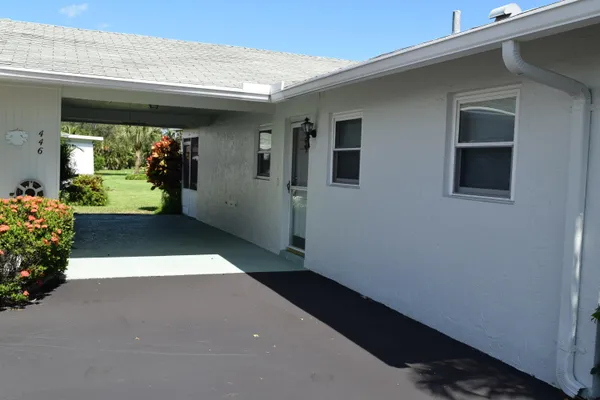 Property Slideshow image 2 of 16 | 446 bluebird ln, Delray Beach, FL, 33445