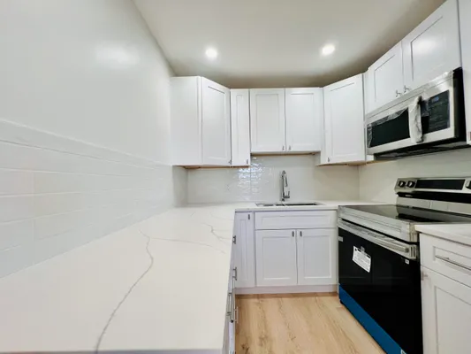 Property Slideshow image 3 of 18 | 130 chatham f, West Palm Beach, FL, 33417