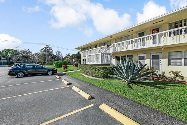 Property Slideshow image 3 of 29 | 103 sussex f, West Palm Beach, FL, 33417