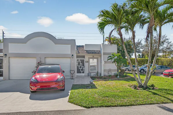 Property Slideshow image 2 of 32 | 9200 fairbanks ln apt 1, Boca Raton, FL, 33496