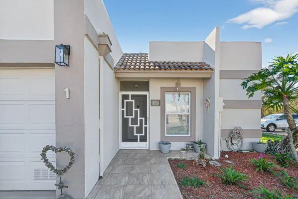 Property Slideshow image 3 of 32 | 9200 fairbanks ln apt 1, Boca Raton, FL, 33496