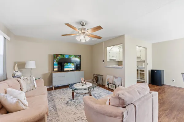 Property Slideshow image 3 of 54 | 207 saxony e unit e, Delray Beach, FL, 33446