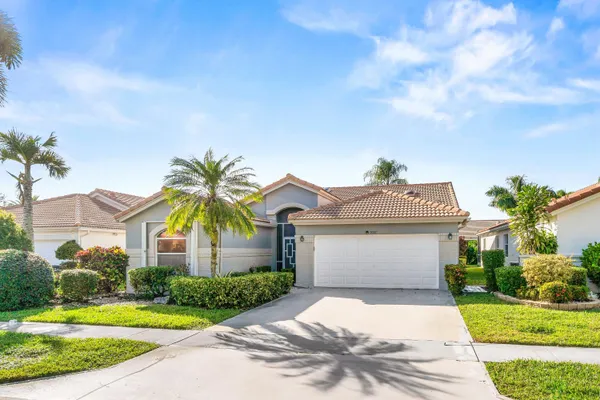 Property Slideshow image 3 of 39 | 9707 harbour lake cir, Boynton Beach, FL, 33437