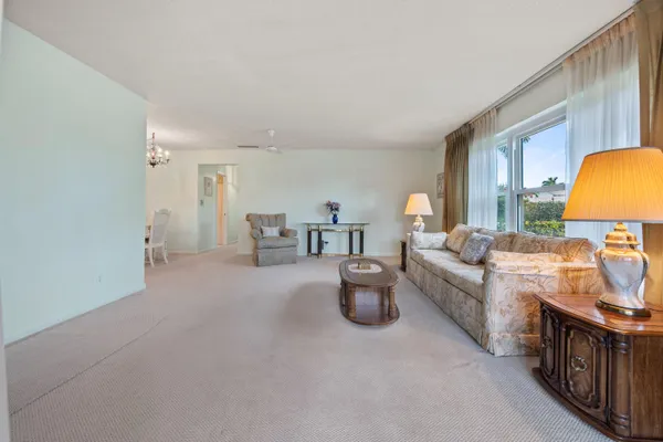 Property Slideshow image 2 of 23 | 135 high point blvd d, Boynton Beach, FL, 33435