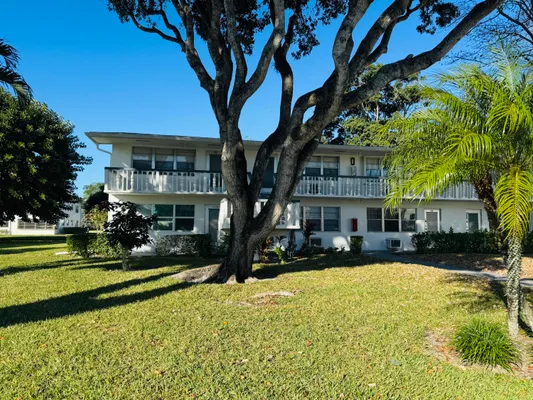 Property Slideshow image 2 of 16 | 338 windsor o o, West Palm Beach, FL, 33417