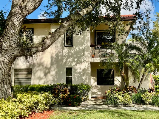 Property Slideshow image 3 of 26 | 7979 eastlake dr f, Boca Raton, FL, 33433