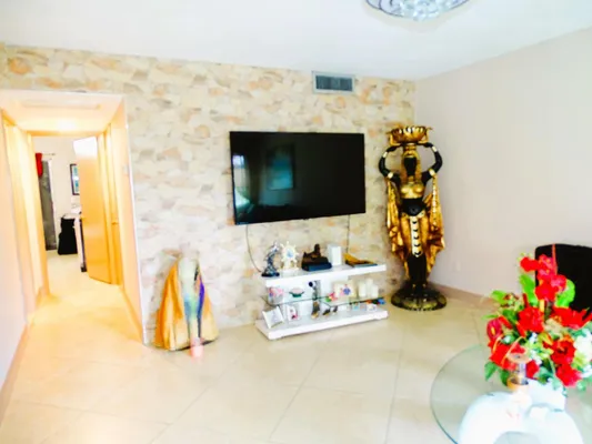 Property Slideshow image 3 of 19 | 3100 springdale blvd apt 310, Palm Springs, FL, 33461