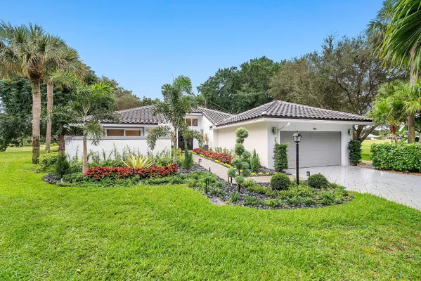 Property Slideshow image 2 of 43 | 24 oaks ln, Boynton Beach, FL, 33436