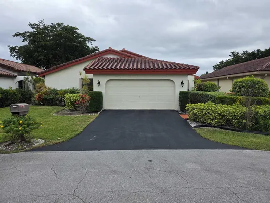 Property Slideshow image 2 of 28 | 5665 lakeview mews dr, Boynton Beach, FL, 33437