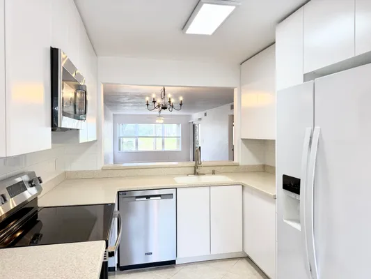 Property Slideshow image 3 of 27 | 4745 lucerne lakes blvd e apt 102, Lake Worth, FL, 33467