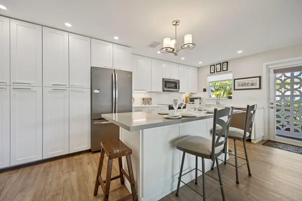 Property Slideshow image 2 of 19 | 200 south blvd a, Boynton Beach, FL, 33435