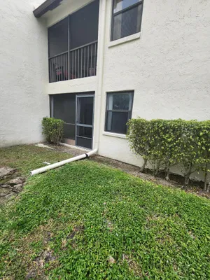 Property Slideshow image 3 of 26 | 3345 lucerne park dr, Greenacres, FL, 33467