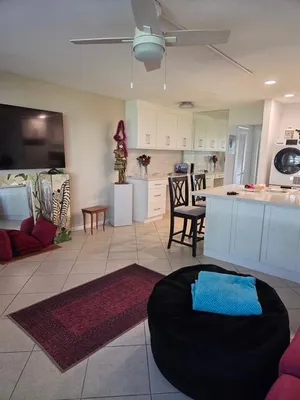 Property Slideshow image 3 of 15 | 460 horizons 111, Boynton Beach, FL, 33435