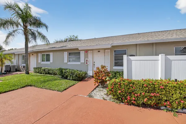 Property Slideshow image 3 of 34 | 18921 argosy dr, Boca Raton, FL, 33496