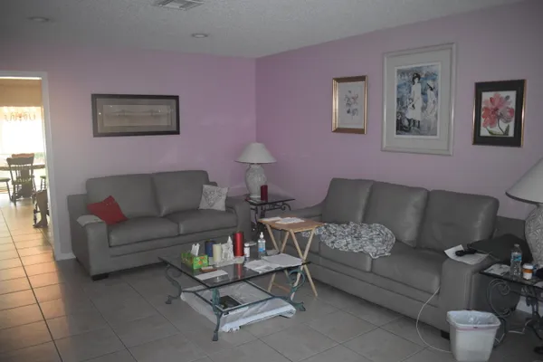 Property Slideshow image 2 of 17 | 4843 greentree ln b, Boynton Beach, FL, 33436