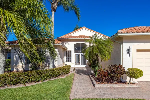 Property Slideshow image 3 of 66 | 486 nw blue lake dr, Port St Lucie, FL, 34986