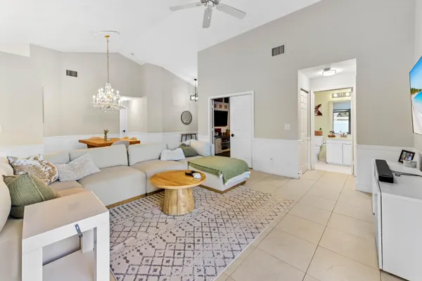Property Slideshow image 3 of 44 | 8078 popash ct, Boynton Beach, FL, 33472