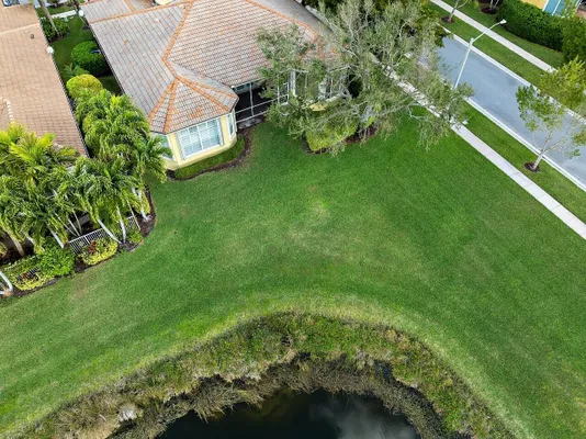 Property Slideshow image 3 of 56 | 9724 via grandezza, Wellington, FL, 33411