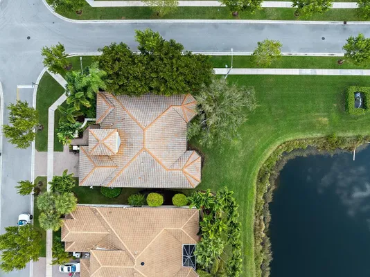 Property Slideshow image 2 of 56 | 9724 via grandezza, Wellington, FL, 33411