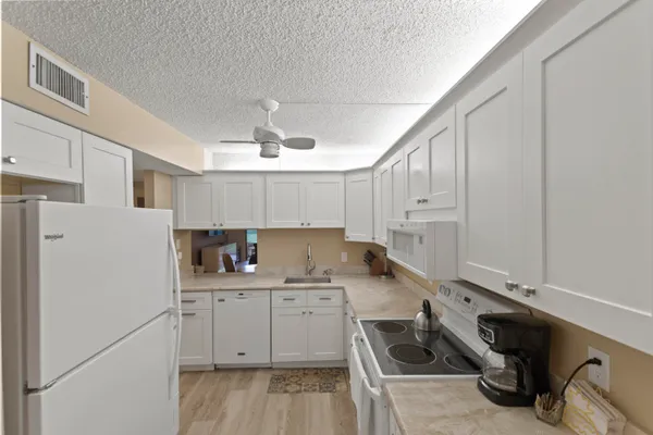 Property Slideshow image 3 of 40 | 10155 mangrove dr apt 105, Boynton Beach, FL, 33437