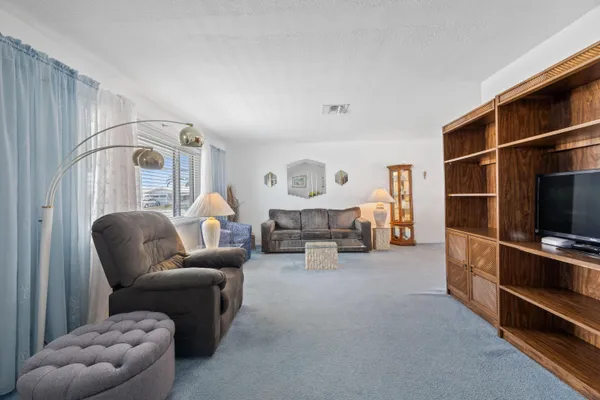 Property Slideshow image 3 of 21 | 1828 sw 17th st, Boynton Beach, FL, 33426